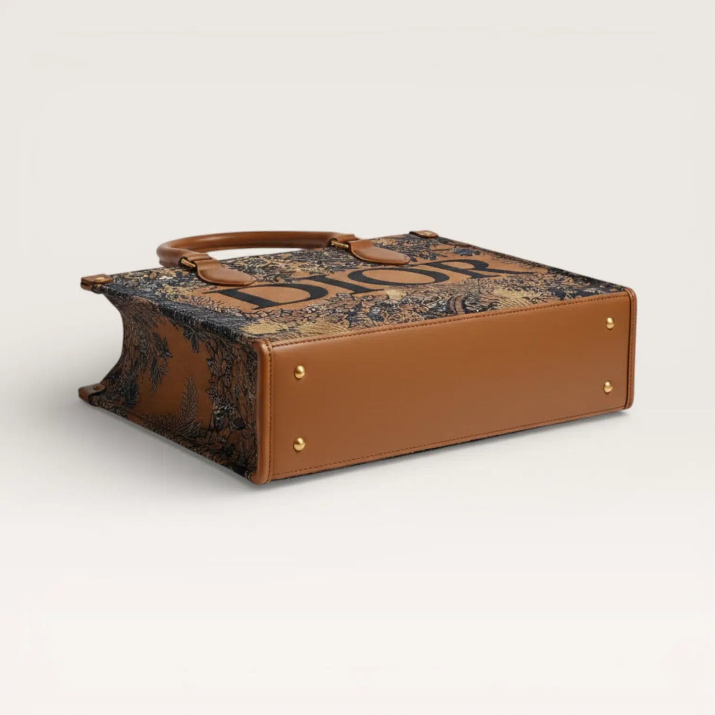 AGB026202-BROWN